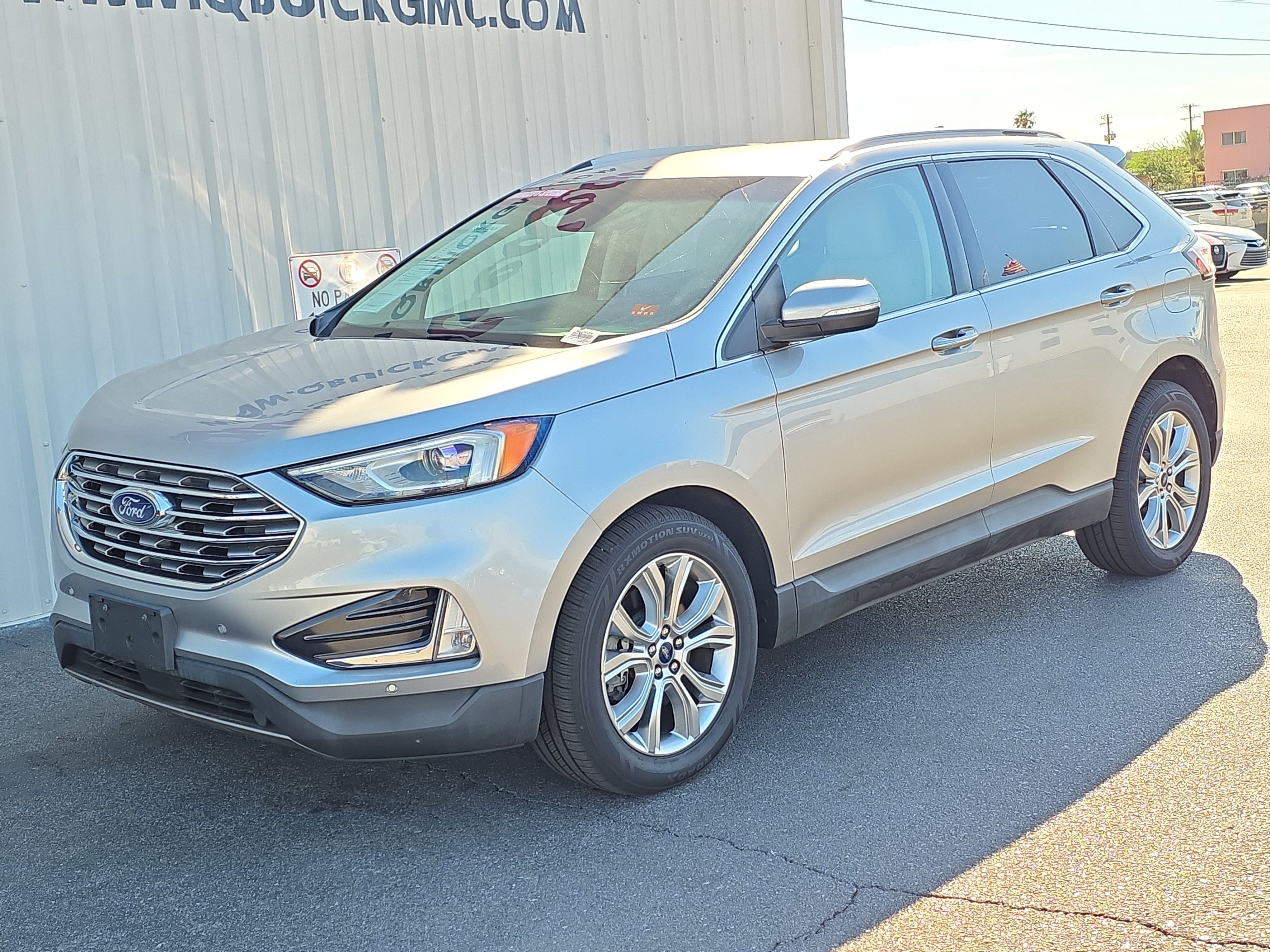 Used 2020 Ford Edge Titanium w/ Cargo Accessory Package AWD/4WD image 3
