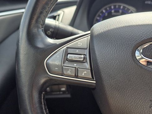 Used 2015 INFINITI Q50 w/ Moonroof Package RWD image 32