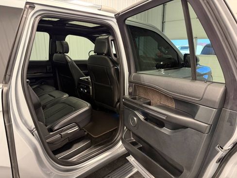 Used 2020 Ford Expedition Max Limited w/ Equipment Group 301A AWD/4WD image 8
