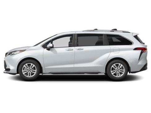 New 2026 Toyota Sienna Limited AWD/4WD image 3