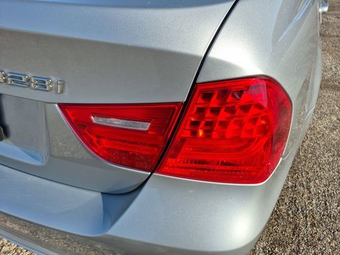 Used 2011 BMW 328i Sedan image 27