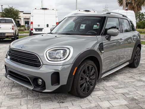 Used 2023 MINI Cooper Countryman FWD image 3