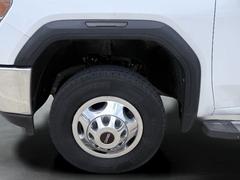 Used 2021 GMC Sierra 3500 SLE w/ SLE Convenience Package RWD image 16