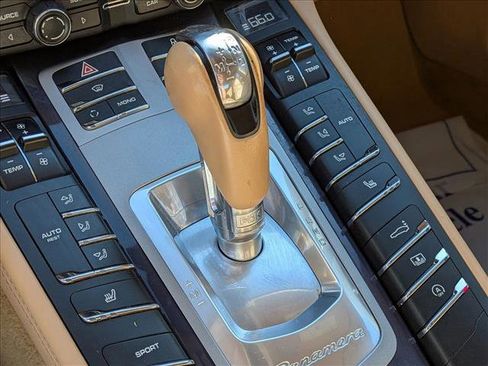 Used 2013 Porsche Panamera S image 17