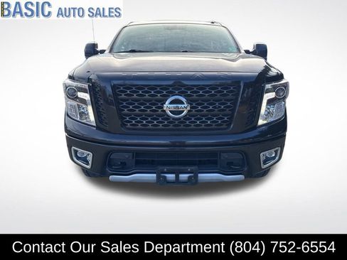 Used 2019 Nissan Titan PRO-4X w/ Pro-4x Convenience Package image 2
