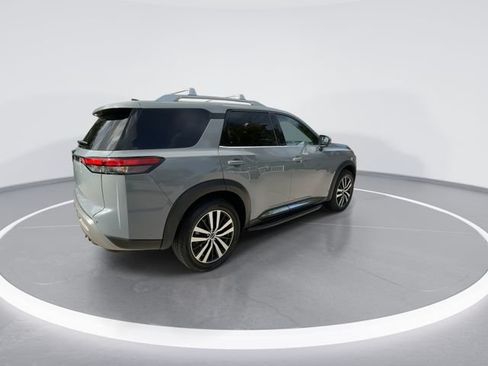Used 2023 Nissan Pathfinder Platinum w/ Lighting Package (N93) AWD/4WD image 8