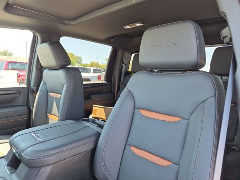 New 2026 GMC Sierra 2500 AT4 w/ AT4 Premium Plus Package image 31