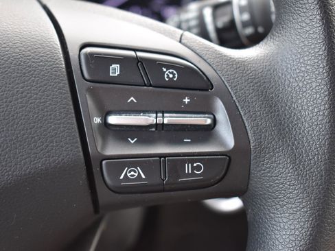 Used 2023 Hyundai Kona SEL w/ Winter Weather Package FWD image 36