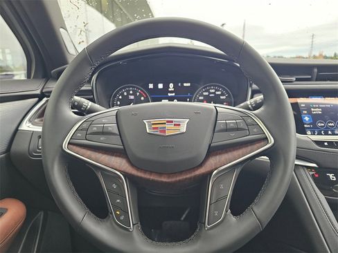 Certified 2025 Cadillac XT5 Premium Luxury w/ Technology Package image 25
