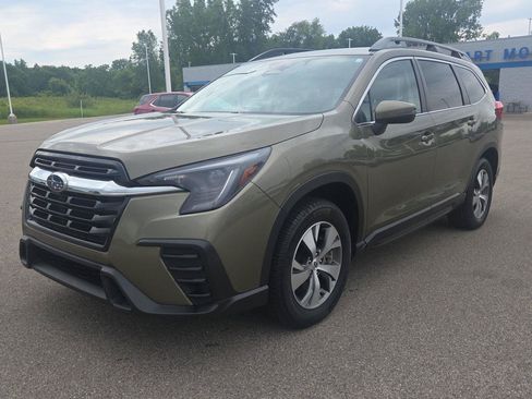 Used 2023 Subaru Ascent Premium w/ Convenience Package AWD/4WD image 11