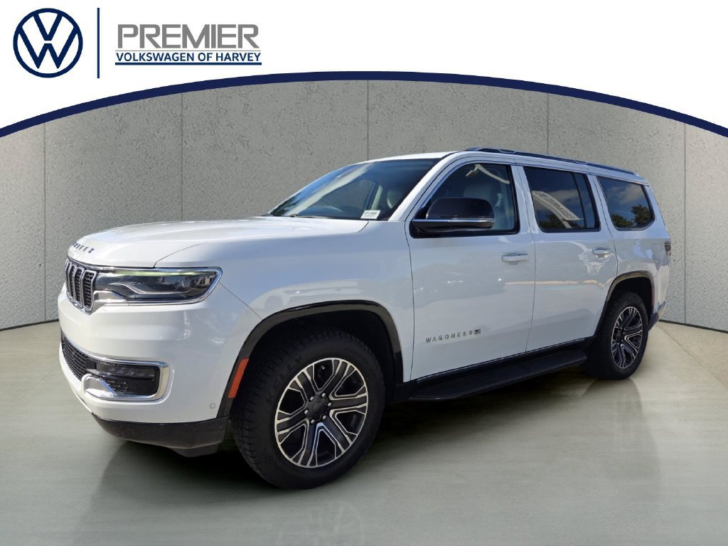 Used 2024 Jeep Wagoneer Series II w/ Flexible Seating Group RWD image 1