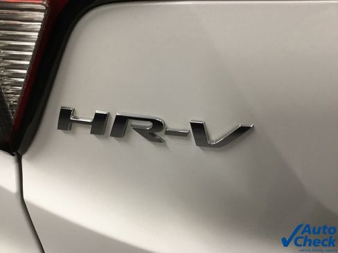 Used 2021 Honda HR-V EX-L image 14