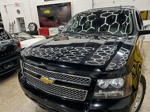 Used 2012 Chevrolet Suburban LTZ image 9