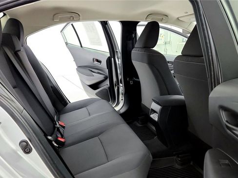 Used 2024 Toyota Corolla LE image 18