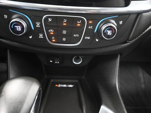 Used 2023 Chevrolet Traverse Premier w/ LPO, Floor Liner Package image 24