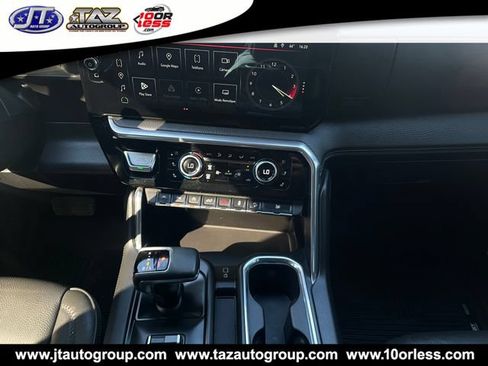 Used 2023 GMC Sierra 1500 Denali w/ Technology Package AWD/4WD image 16