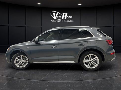 Used 2024 Audi Q5 e Premium Plus w/ Premium Plus Package AWD/4WD image 4