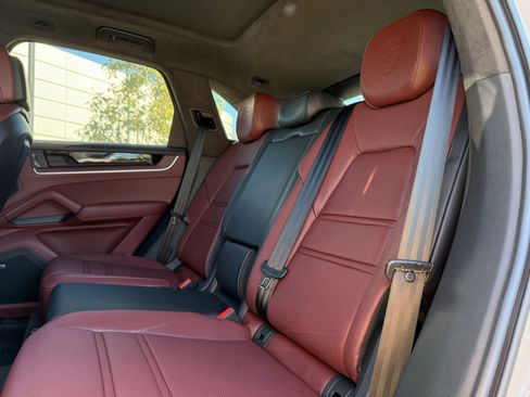 New 2026 Porsche Cayenne GTS AWD/4WD image 29