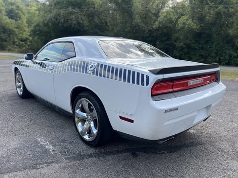 Used 2013 Dodge Challenger SXT w/ Super Sport Group image 5