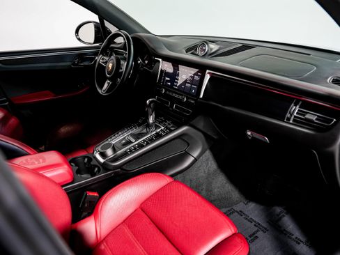 Used 2021 Porsche Macan GTS image 28