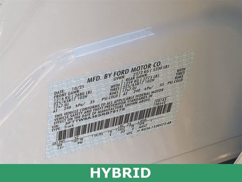 New 2025 Ford Maverick XL image 30