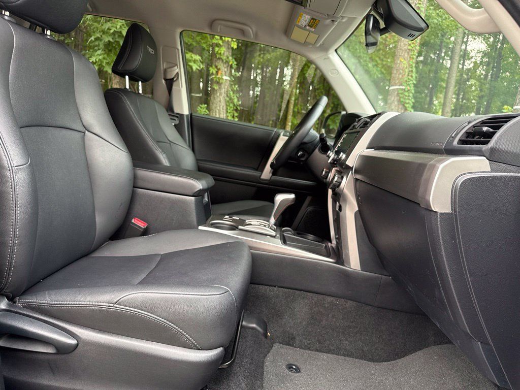 Used 2022 Toyota 4Runner TRD Sport w/ Technology Package RWD image 41