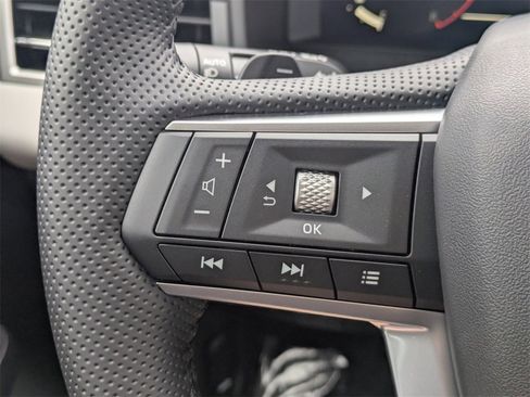 New 2025 Mitsubishi Outlander SE image 27