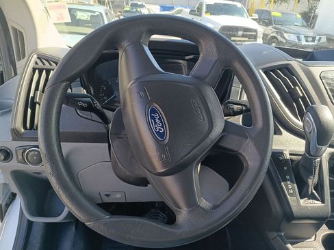 Used 2019 Ford Transit 250 138 RWD image 8