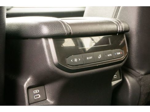 Used 2025 Toyota Grand Highlander FWD image 21