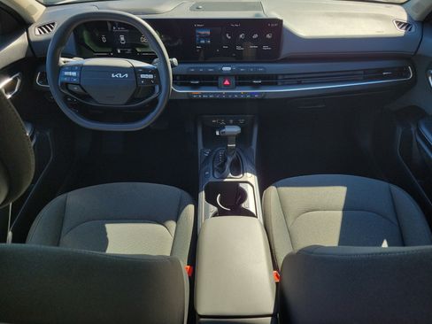 Used 2025 Kia K4 FWD image 23