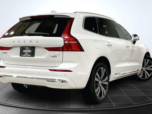 Certified 2022 Volvo XC60 T8 Inscription w/ Advanced Package image 3