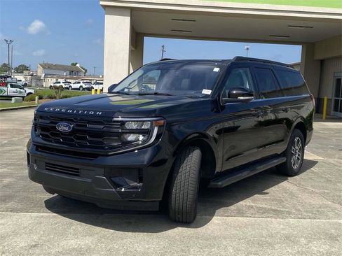 New 2025 Ford Expedition Max Active image 7