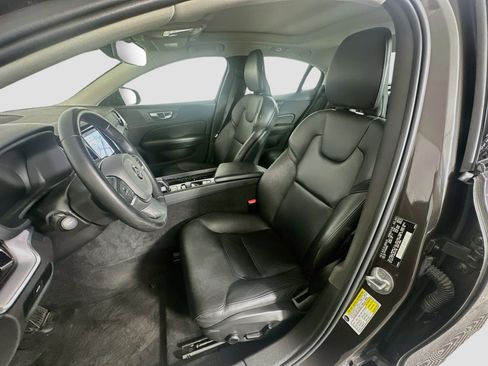 Used 2024 Volvo S60 B5 Core FWD image 13