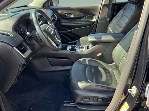 Certified 2024 GMC Terrain Denali w/ Denali Premium Package AWD/4WD image 9