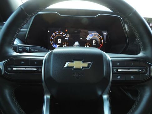 Used 2024 Chevrolet Colorado LT w/ LT Convenience Package III RWD image 27