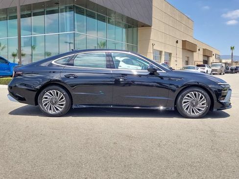 New 2026 Hyundai Sonata Limited FWD image 34
