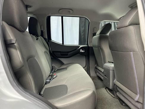 Used 2014 Nissan Xterra S image 24