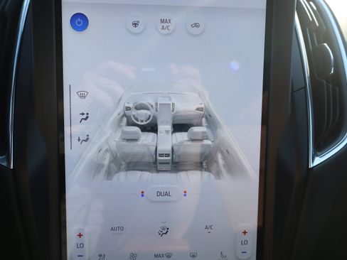 Used 2024 Ford Edge Titanium w/ Titanium Elite Package image 22