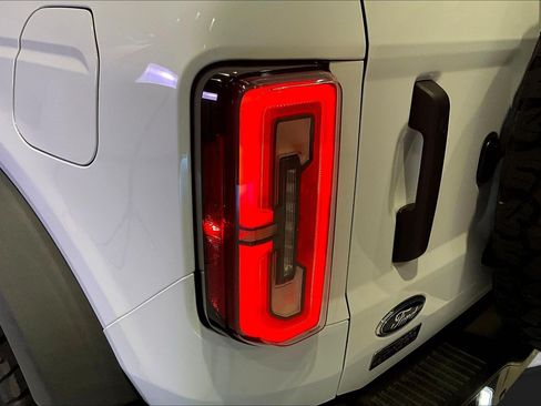 Used 2023 Ford Bronco 2-Door AWD/4WD image 23