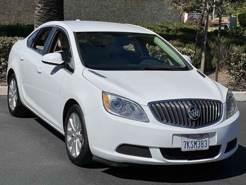 Used 2015 Buick Verano FWD image 16