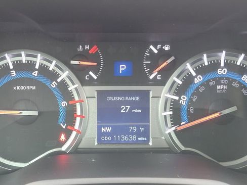 Used 2018 Toyota 4Runner TRD Off-Road Premium AWD/4WD image 29