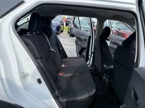 New 2025 Nissan Kicks Play S image 21