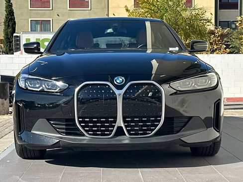 Used 2023 BMW i4 eDrive35 w/ Premium Package RWD image 8