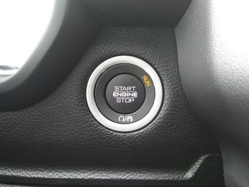 Used 2023 RAM 1500 Big Horn AWD/4WD image 16