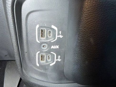 Used 2021 RAM 2500 Laramie AWD/4WD image 30