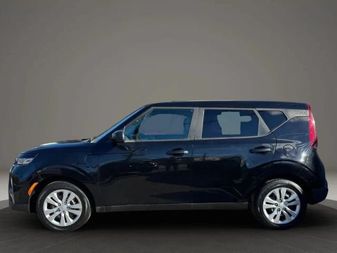Used 2020 Kia Soul LX FWD image 5