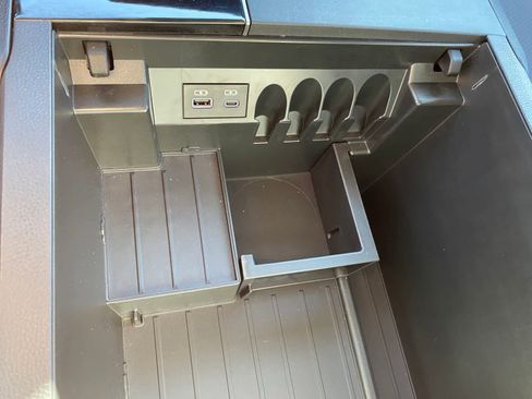 Used 2023 Toyota Tundra SR5 w/ SR5 Convenience Package image 32