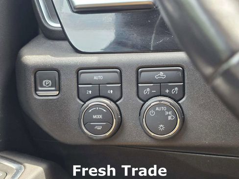 Used 2022 Chevrolet Silverado 1500 LT image 14