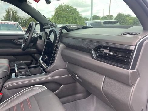 Used 2025 GMC Yukon AT4 Ultimate w/ LPO, Floor Liner Package AWD/4WD image 30