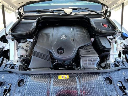 Used 2023 Mercedes-Benz GLS 450 4MATIC image 32